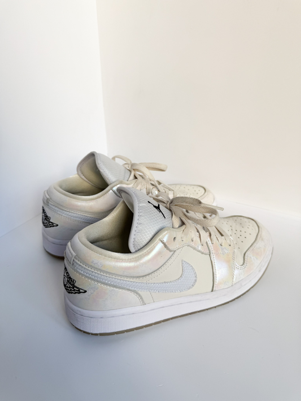 Кожаные кроссовки Nike Air Jordan, 39