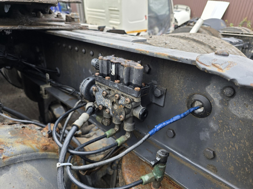 Кран уровня пола