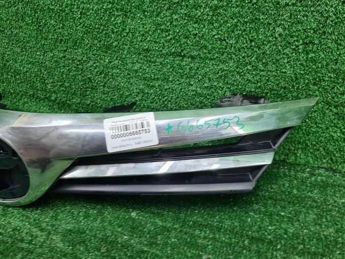 Решетка радиатора Toyota Corolla E160 (2015-2019)