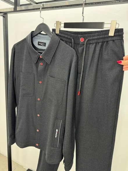 Прогулочный костюм Kiton