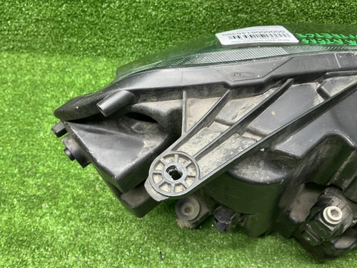 Фара левая Lada Vesta (2022-н.в.) LED