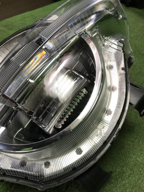Фара правая Tank 300 (2021-н.в.) LED (В сборе)
