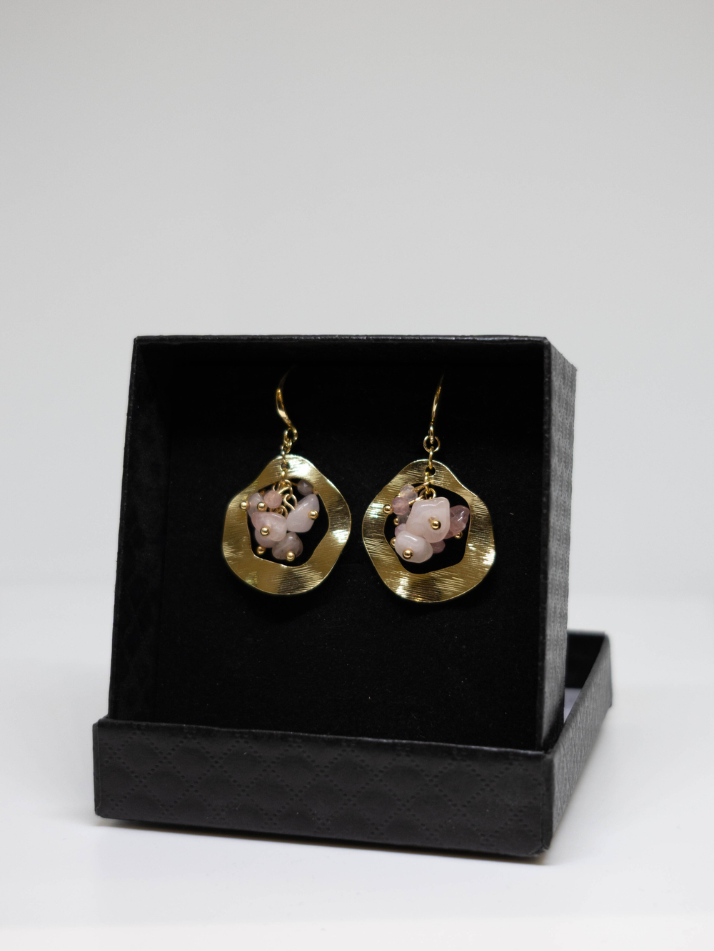 Серьги из розового кварца