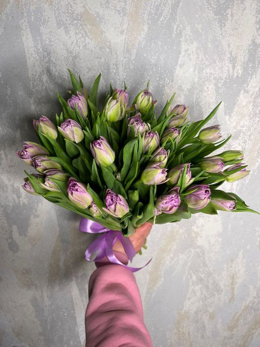 Букет 31 тюльпанов пионовидных (Б-135)