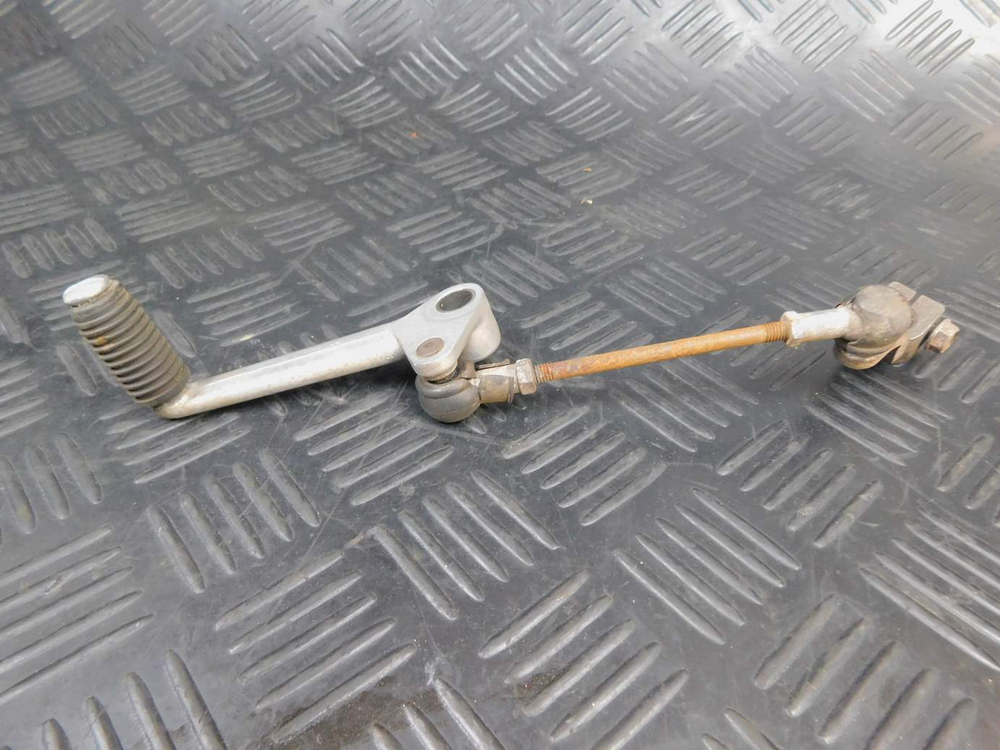 Лапка КПП Kawasaki ZZR 400 98 053086