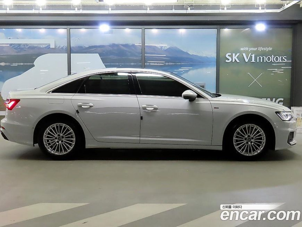 Audi A6 (C8) 45 TFSI Quattro Premium (08.2020)