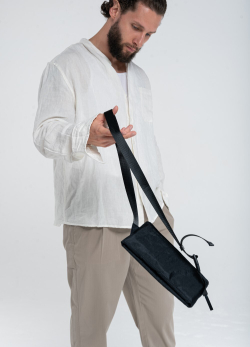 Сумка кросс-боди Mushmula CII Middle Sling Bag