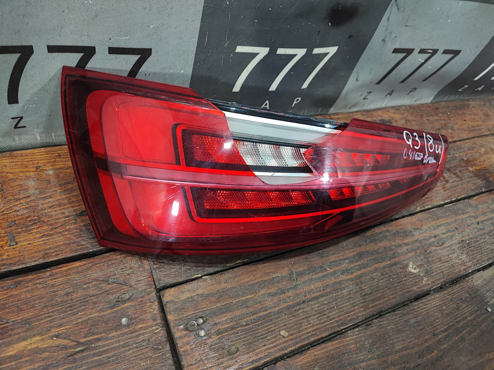 Фонарь задний левый Audi Q3 (8U) 14-18 Б/У Оригинал 8U0945093N