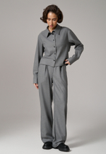 Брюки с поясом на резинке серые