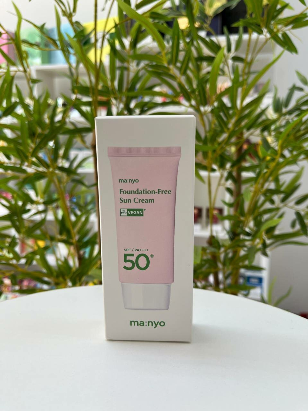 Оригинальный Тонирующий солнцезащитный крем Manyo Foundanation-Free Sun Cream SPF 50+ PA++++