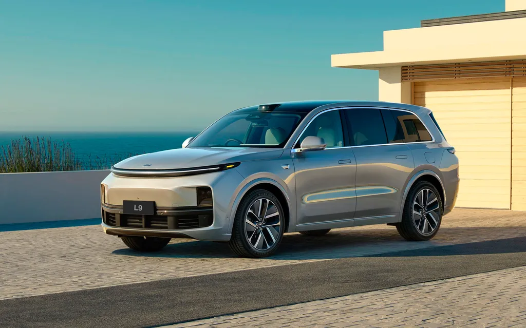 Шланги кондиционера на Lixiang L9