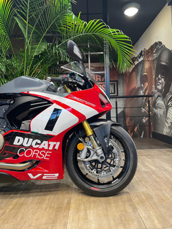 Ducati Panigale V2, 2025 Superquadro Final Edition