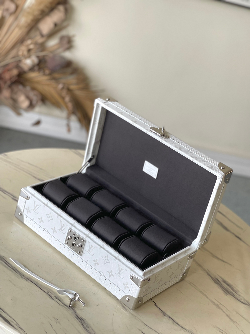 Louis Vuitton 8 Watch Case