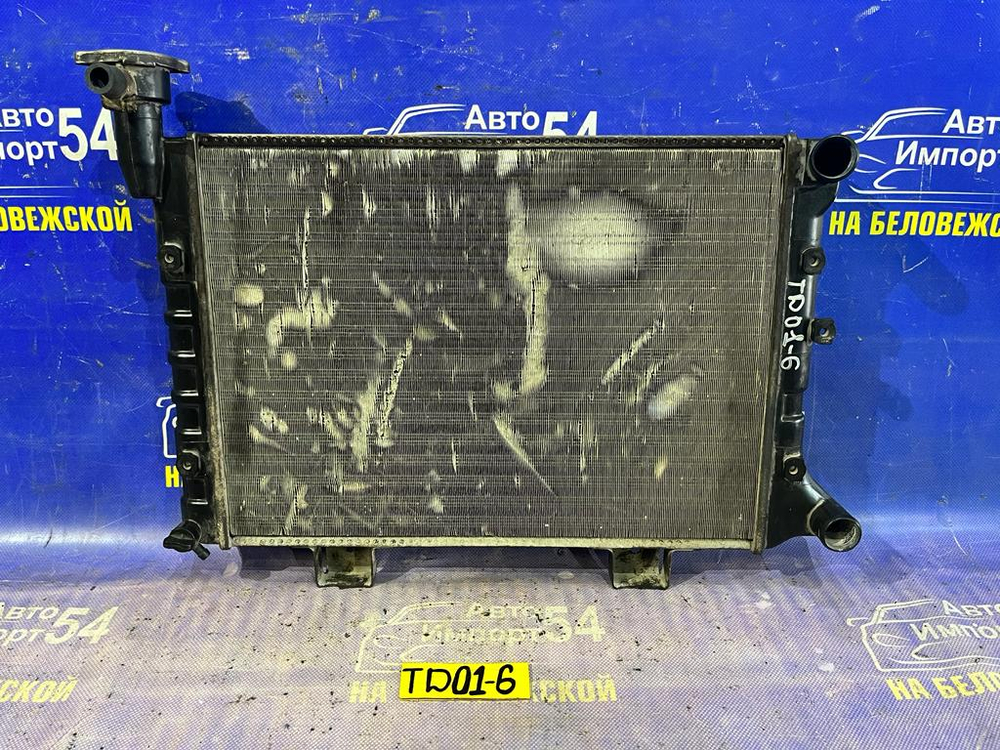 Радиатор двигателя SUZUKI ESCUDO 1993