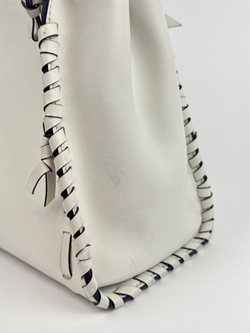 Сумка Fendi Peekaboo Medium Fiocco Bianca