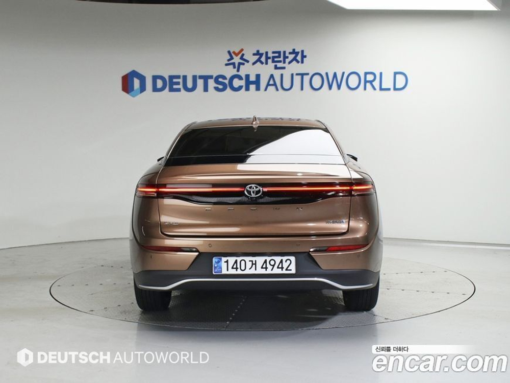 Toyota Crown Crossover 2.4 4WD Dual Boost Hybrid (07.2023)