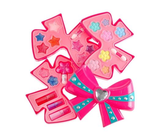 Набор косметики для девочек "Girl's Club" в наборе: тени, губная помада, блеск для губ, лак для ногтей