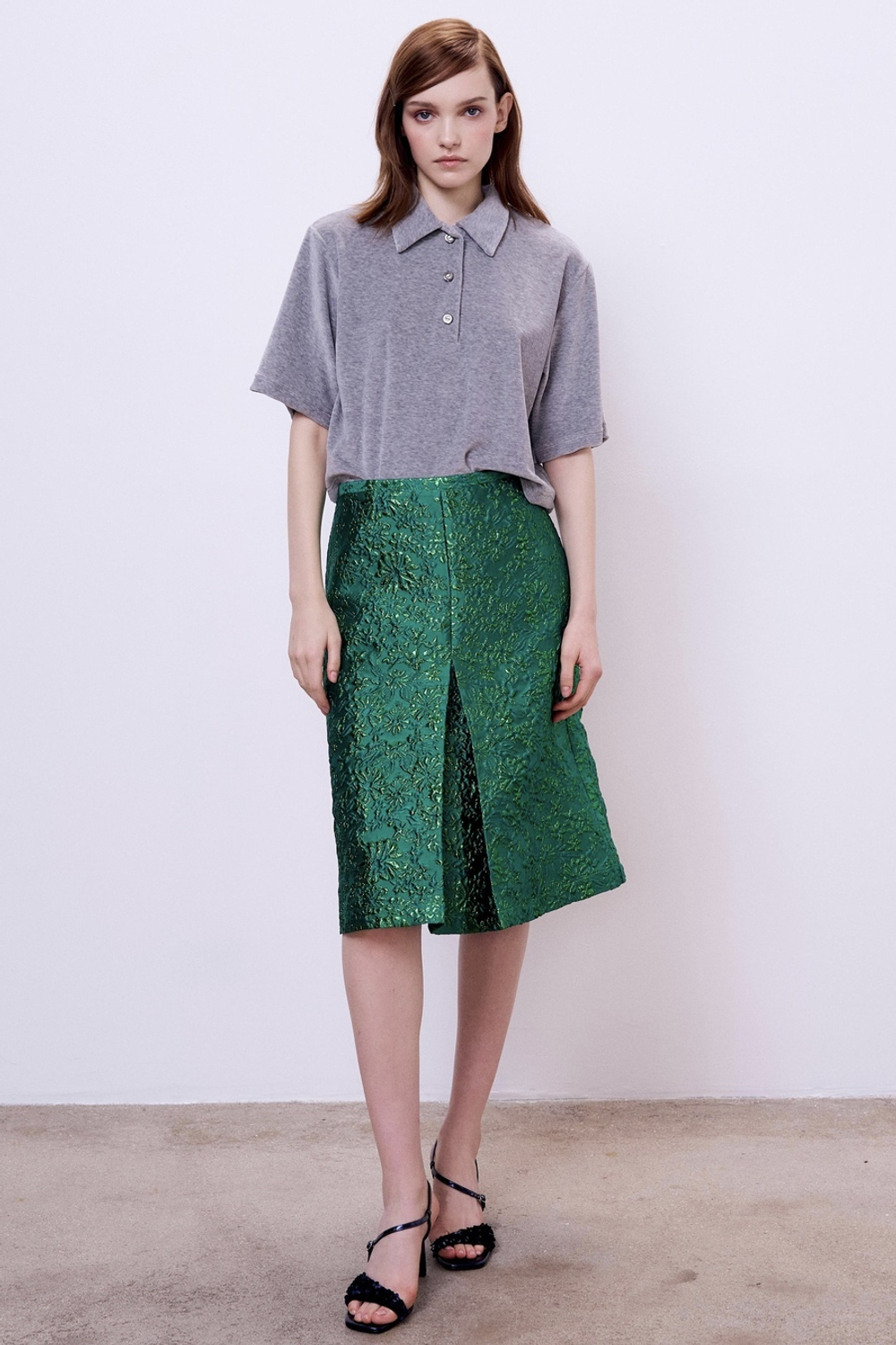 Юбка миди со складкой из жаккарда