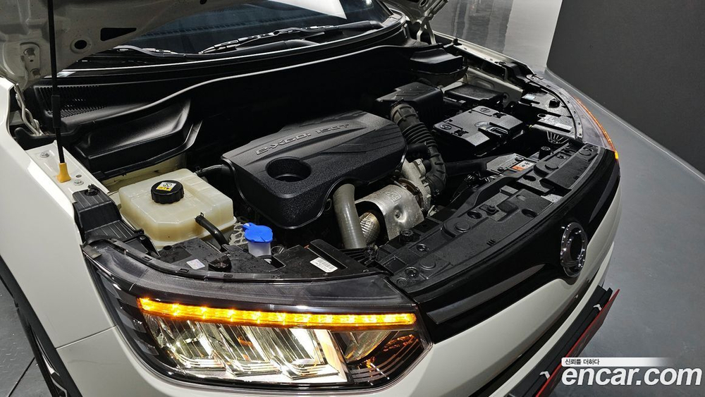 KG Mobility (Ssangyong) Very New Tivoli Бензин 1.5 2WD (11.2019)