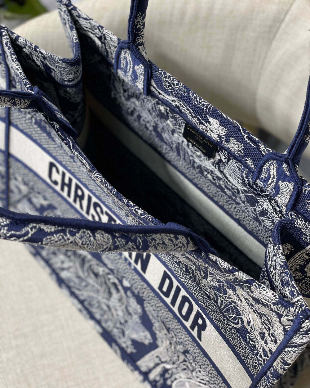 Christian Dior Book Tote 36 cm