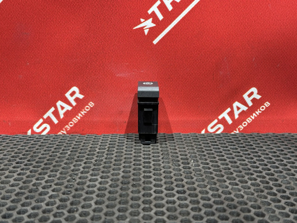 Кнопка горного тормоза