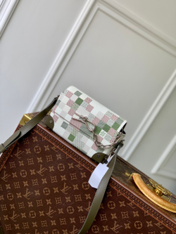 Louis Vuitton Steamer Wearable Wallet