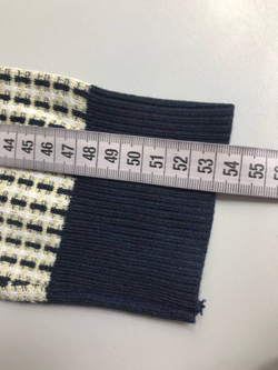 Кардиган с красивыми деталями, визуально на 48 размер