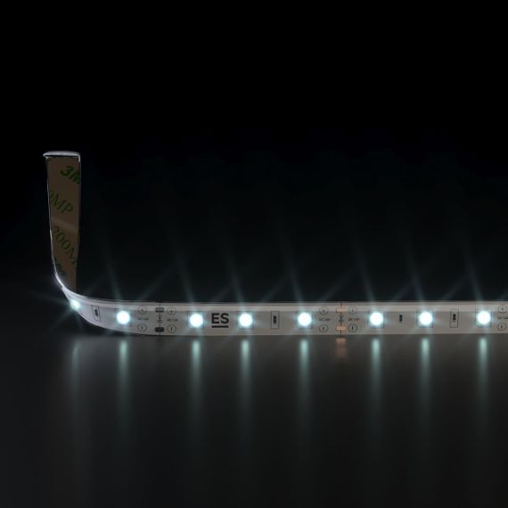Светодиодная влагозащищенная лента Elektrostandard 4,8W/m 60LED/m 2835SMD холодный белый 5M a040996