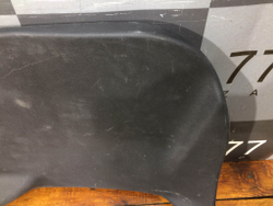 Обшивка крышки багажника Suzuki SX4 2 13-нв Б/У Оригинал 8377061M005PK