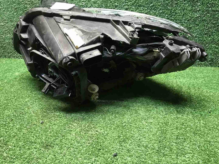 Битая Фара правая Mercedes C w205 (2018-2023) LED