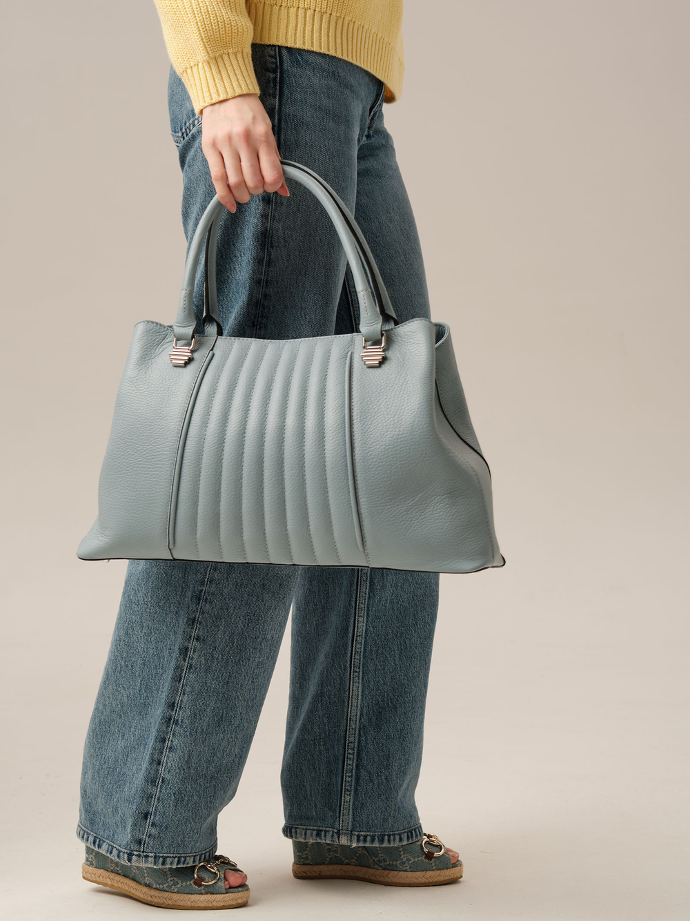 Сумка Azaro 30718 серое небо