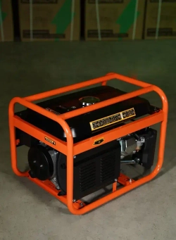 Электрогенератор бензиновый электростанция PFG 4500 PRO (4-х тактный двигатель, 4.875 кВа полная мощность, 220 В/12 В, 3/3,5 кВт, 50 Гц, 7 л.с, РУЧНОЙ СТАРТЕР) 3квт рамочный