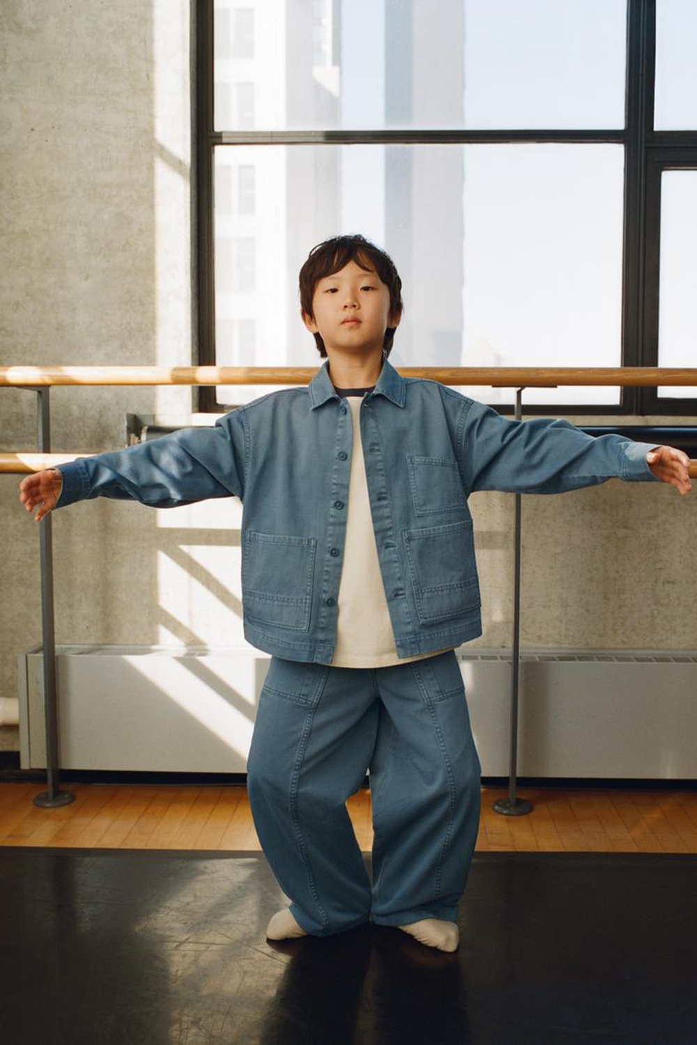 ZARA КУРТКА-РУБАШКА ACID WASH С КАРМАНАМИ, СИНИЙ