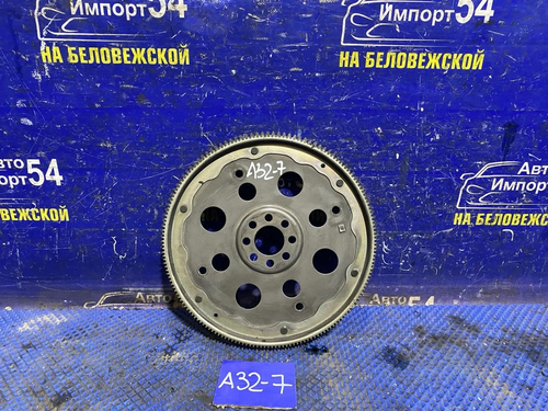 Маховик NISSAN CEFIRO 1995