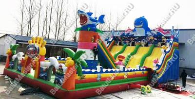 Надувной батут с горкой "Акула" 15*8*7 м