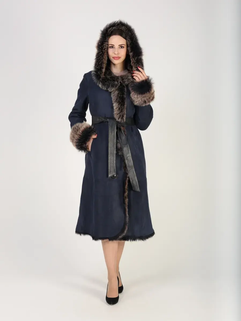 Дубленка зимняя натуральная с капюшоном длинная и теплая