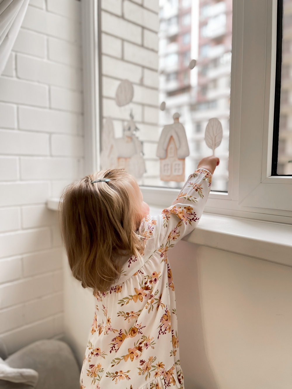 Стикеры для окон, мебели и стен ДОМИКИ В СНЕГУ