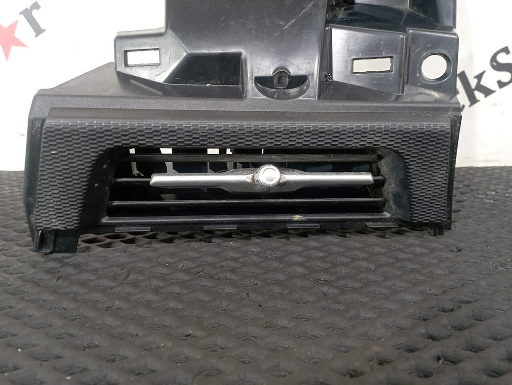 Дефлектор воздушный 2023г