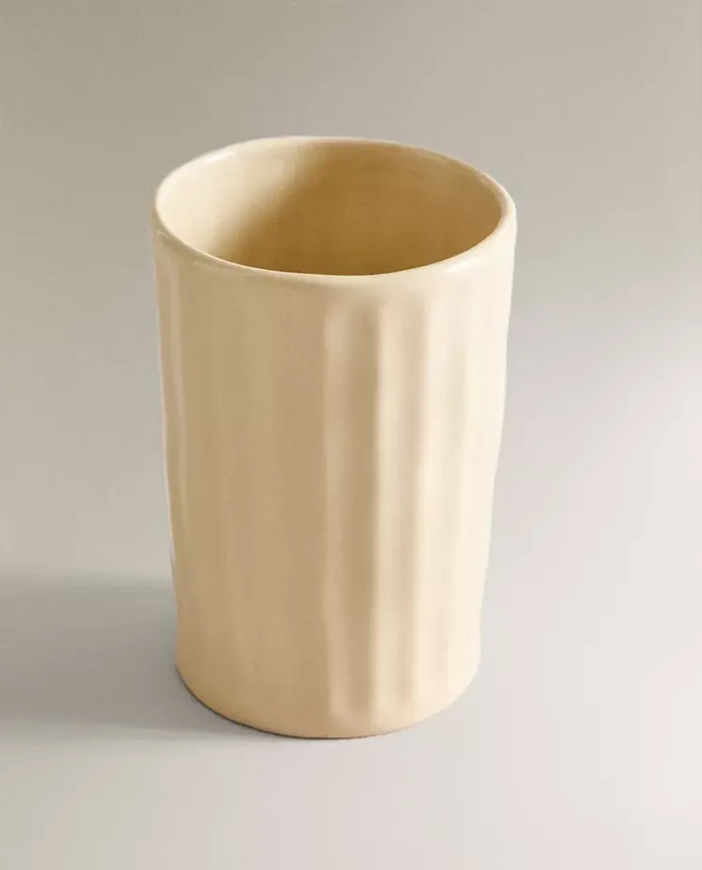 ZARA HOME СТАКАН ДЛЯ ЗУБНЫХ ЩЕТОК С РЕЛЬЕФНЫМ УЗОРОМ, РОЗОВАТО-БЕЖЕВЫЙ