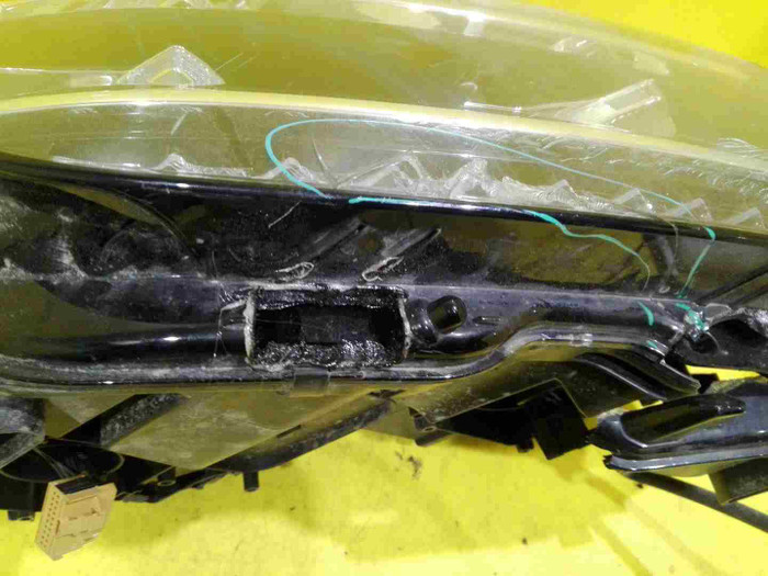 Битая Фара правая VW Tiguan 2 (2016-2020) LED