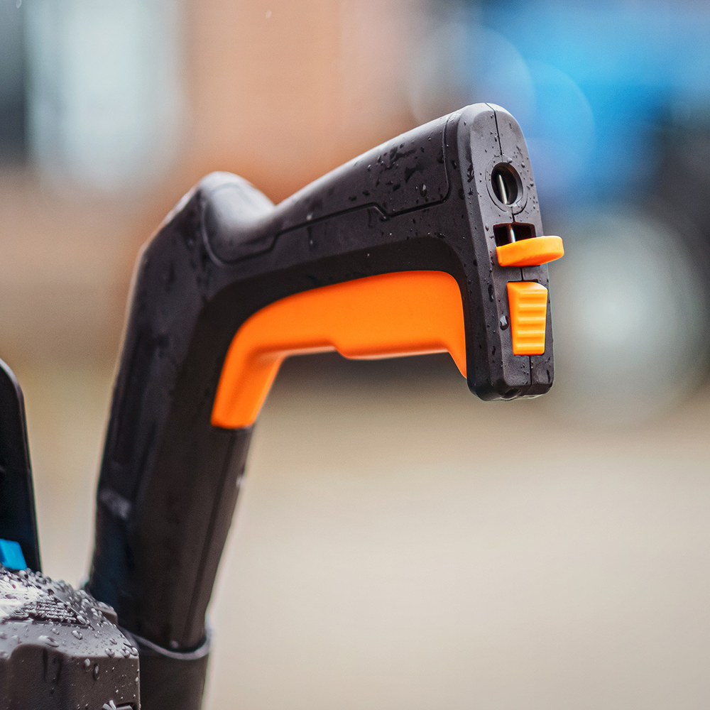 Мойка высокого давления BORT BHR-1700-Pro