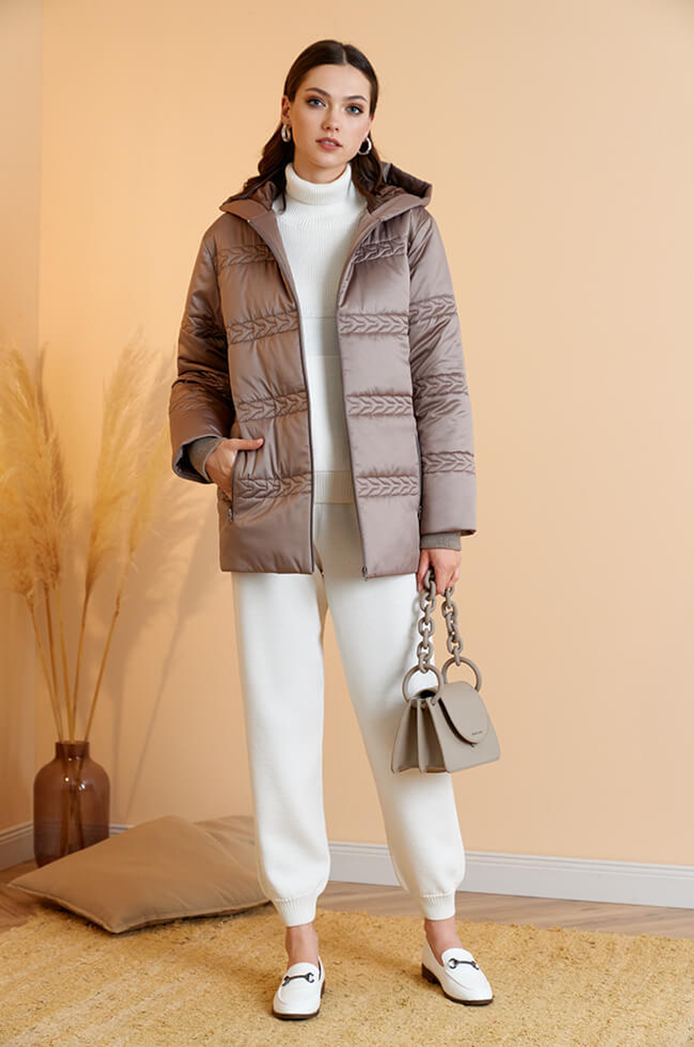 0084 Куртка женская (кофейный)