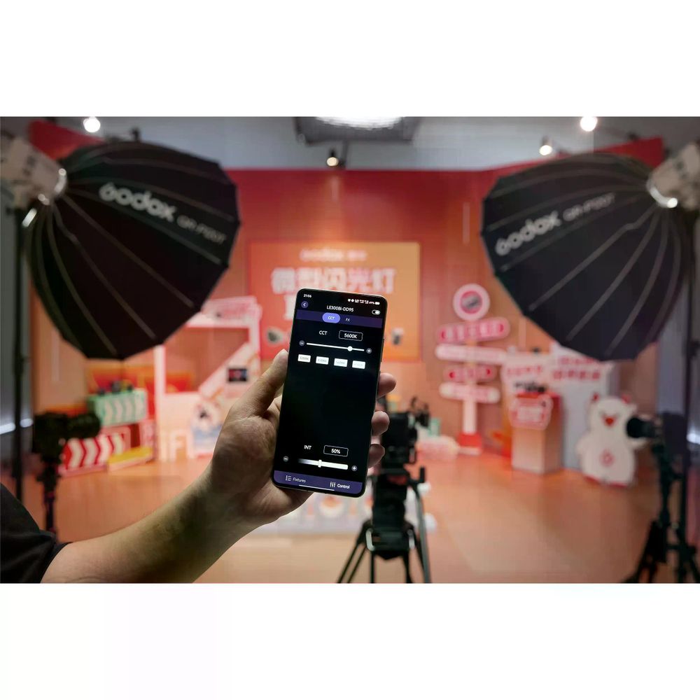 Осветитель светодиодный Godox LITEMONS LE200Bi