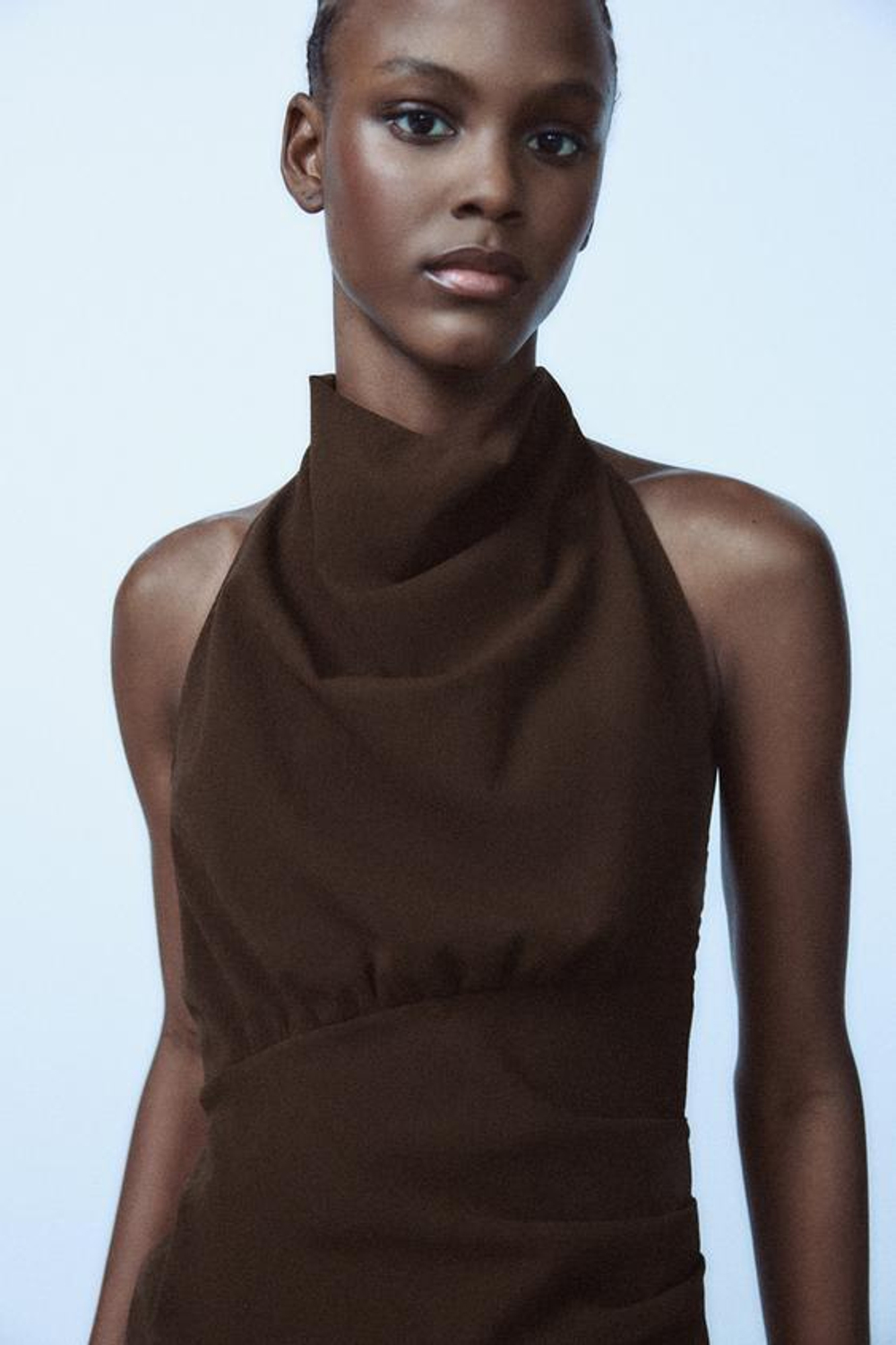 ZARA ТОП С ГОРЛОВИНОЙ ХАЛТЕР И ОТКРЫТОЙ СПИНОЙ, ШОКОЛАДНЫЙ