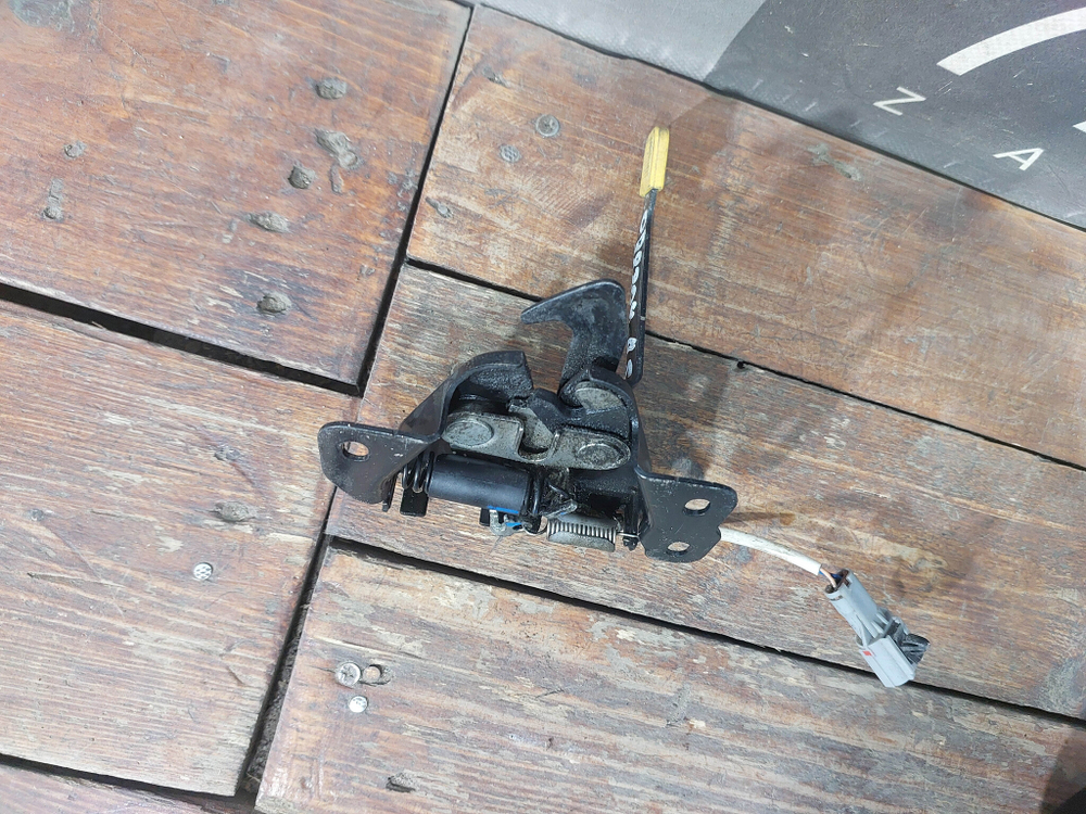 Замок капота Omoda C5 22-нв Б/У Оригинал 554001063AA