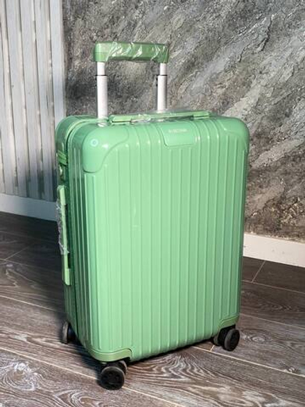 Чемодан Rimowa