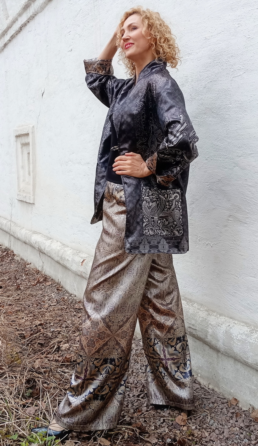 Двусторонний жакет "Вечернее серебро" (коллекция "Сны Белого Камня"), по мотивам белокаменной резьбы домонгольских соборов Владимирской земли