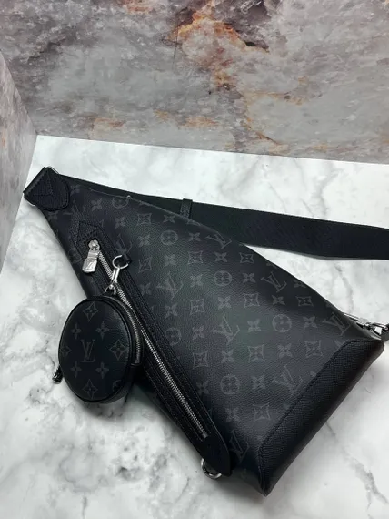 Сумка-слинг Louis Vuitton Duo канва Taigarama