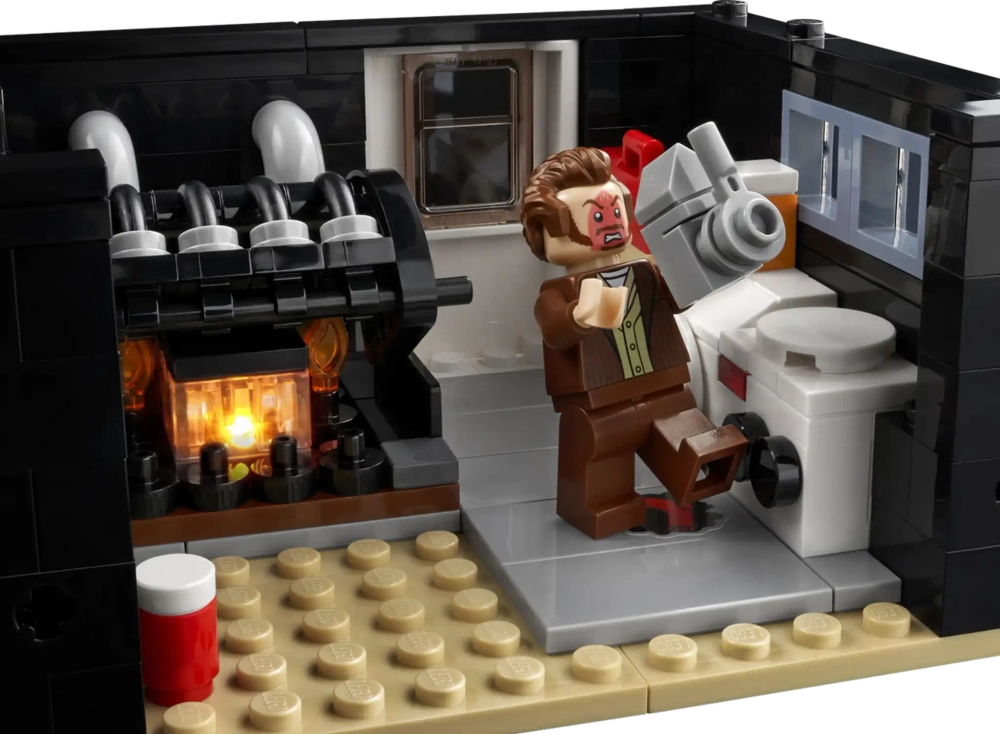 Конструктор LEGO Ideas 21330 Один дома