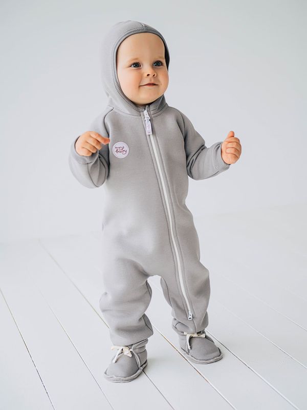 Комбинезон с капюшоном 